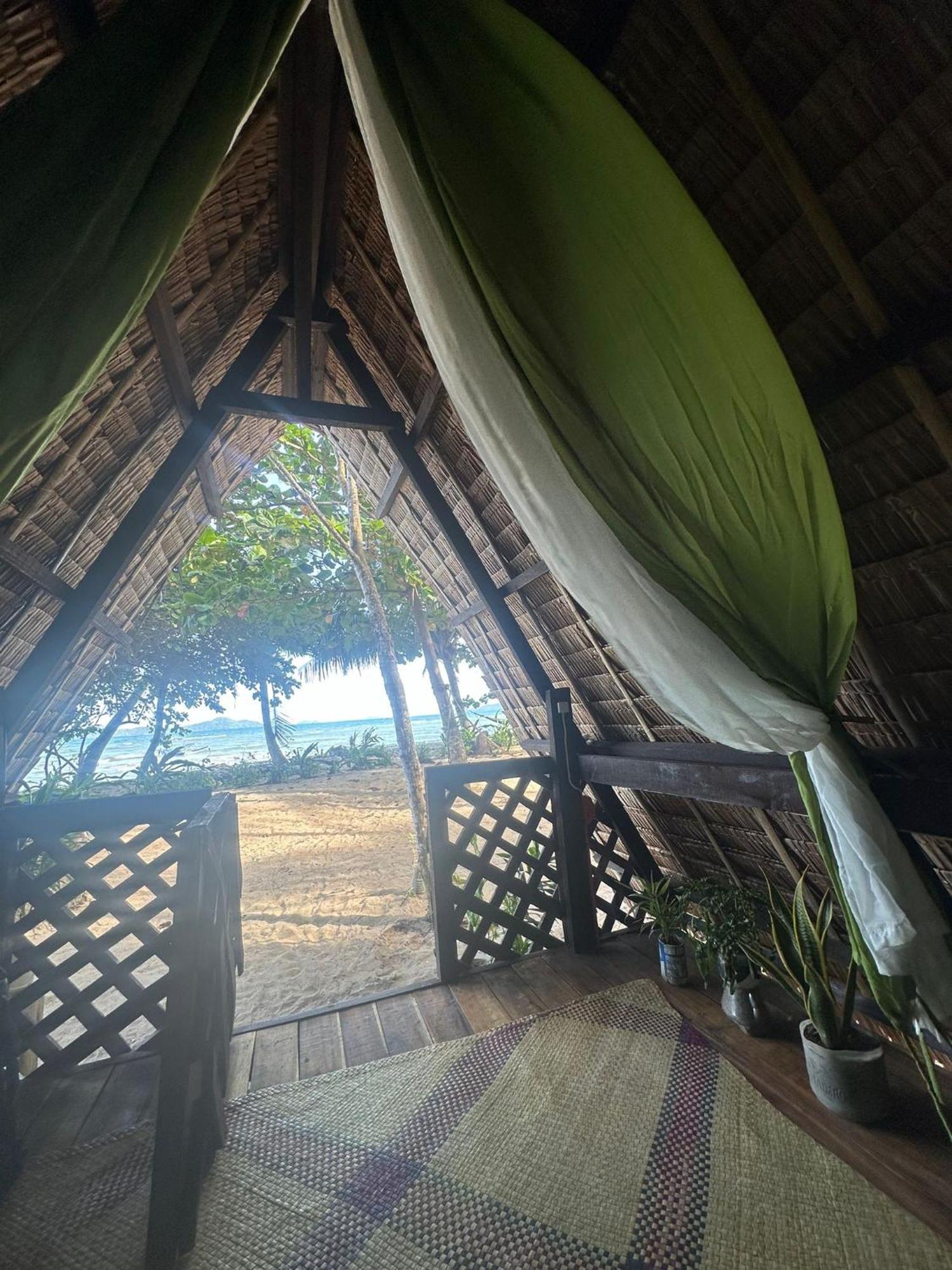 Efrena Agro Tourism Beach El Nido Buitenkant foto