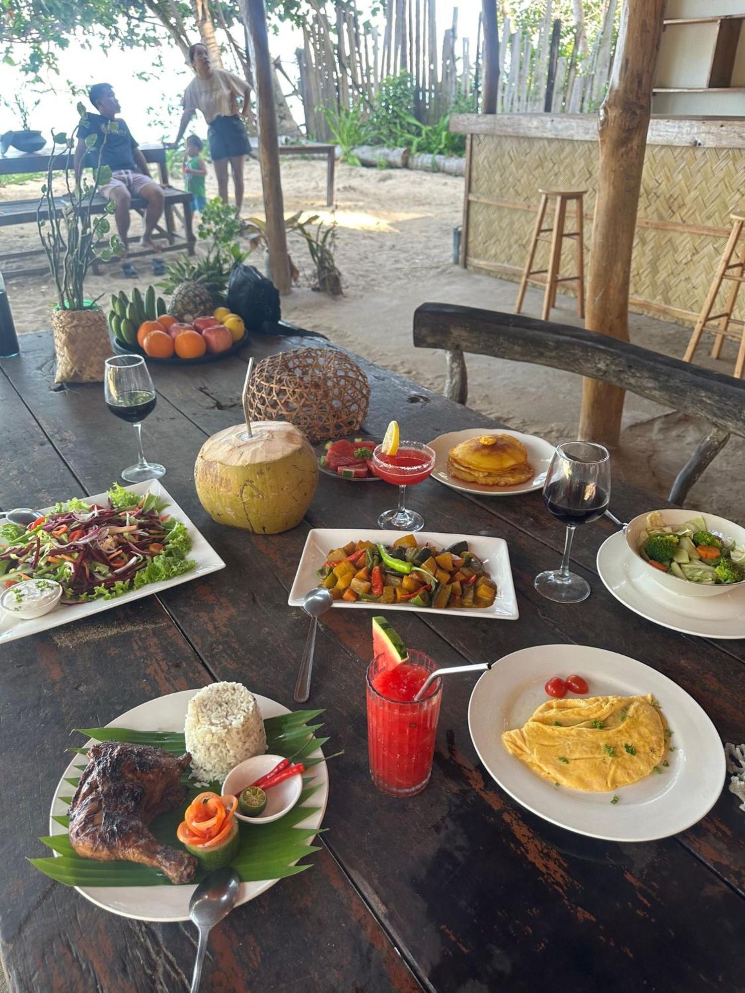 Efrena Agro Tourism Beach El Nido Buitenkant foto
