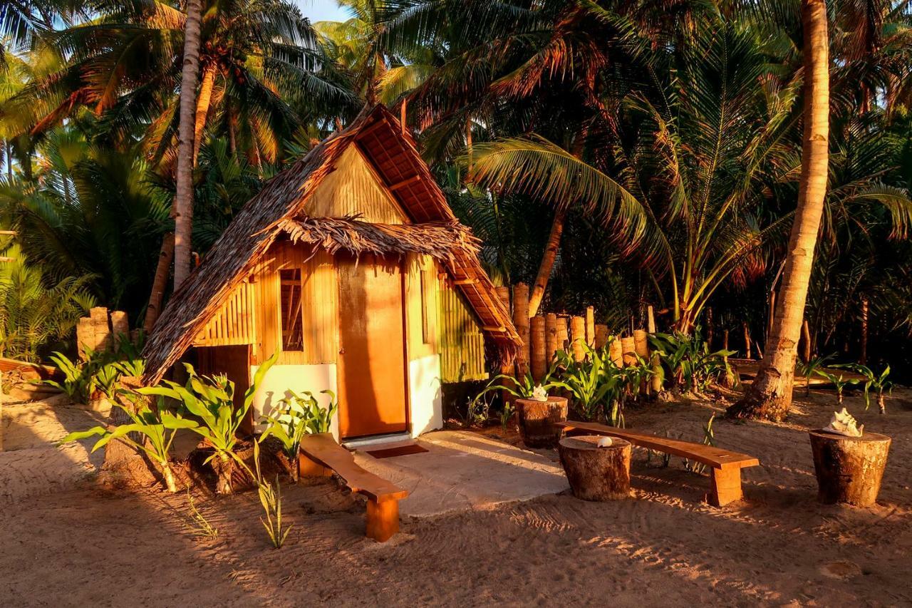 Efrena Agro Tourism Beach El Nido Buitenkant foto